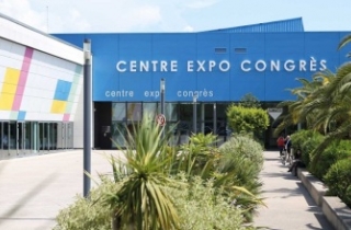 法国马德拉纳普勒会议博览中心 Congress Mandelieu Expo Center